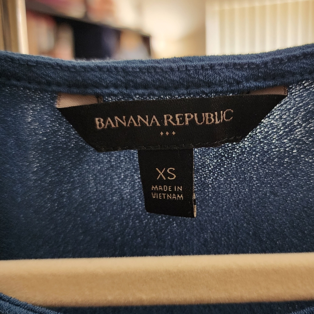 XS Banana Republic Blouse
